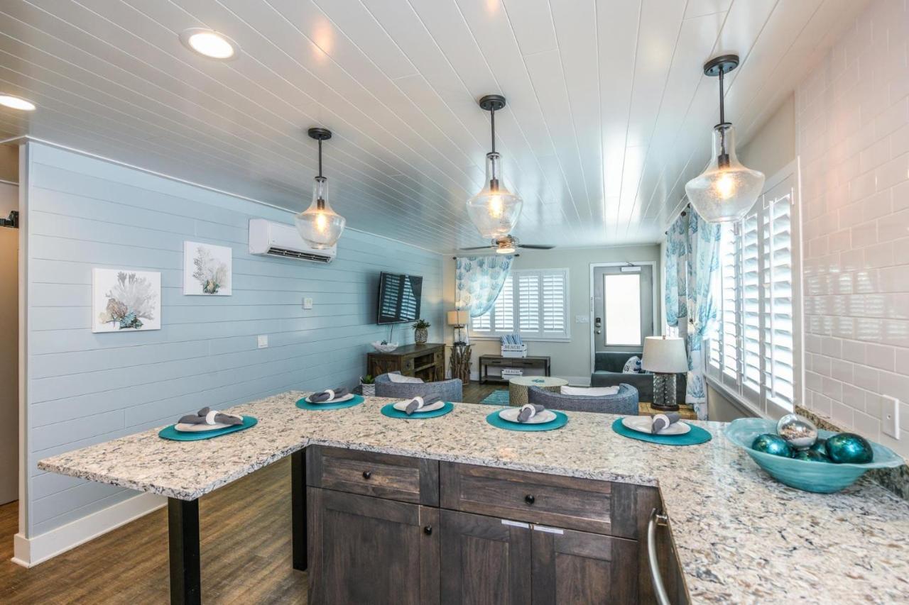 Fins Up Villa Siesta Key Exterior photo